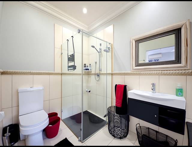 5 BEDROOM FREEHOLD FOR SALE IN ZIMBALI ESTATE